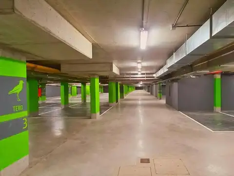COCHERAS VENTA PARQUE LELOIR THAYS