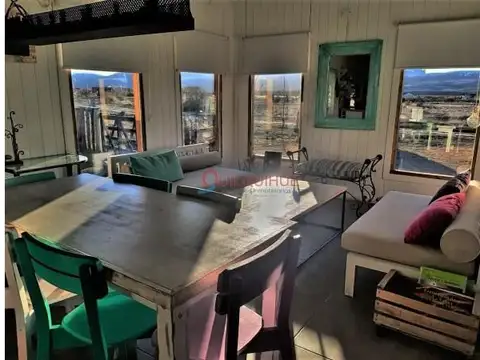 Casa en Alquiler con 1 cochera