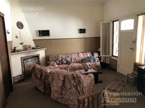 Casa 4 ambientes con 3 baños