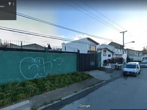 Lote de 540 mts2 sobre calle 25 de Mayo entre Sarmiento y Ruiz Moreno.