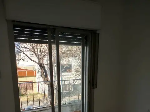 Depto Tipo Casa en Alquiler de 2 dormitorios