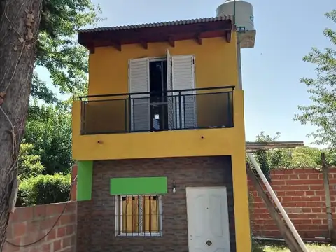 Casa - Alquiler - Argentina, Ezeiza - Lavalle 639