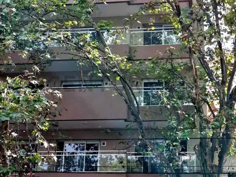 Avenida Díaz Vélez 5400, Piso 1