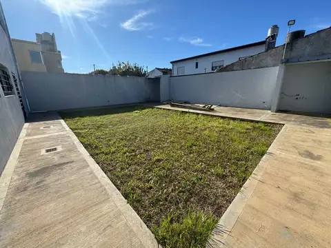 Casa en Venta en Los Pinares, USD 80.000