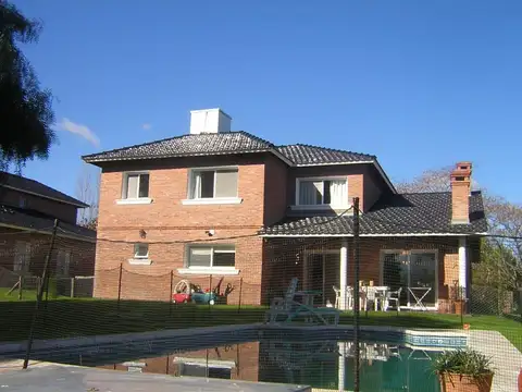 Casa en Venta de 4 dormitorios