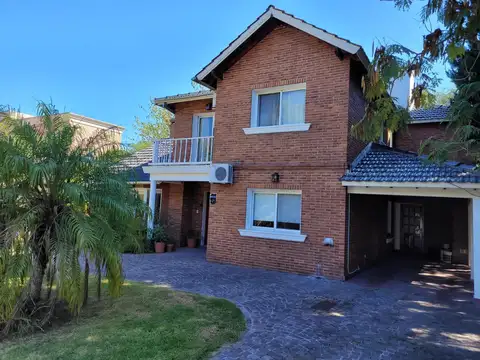 Casa en venta en Pilar del Lago de 6 amb