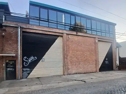 GALPON COMERCIAL EN ALQUILER .