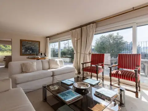 Departamento en Venta con 2 cocheras