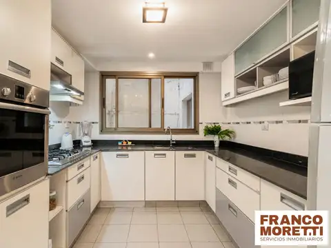Departamento en Venta con 2 cocheras