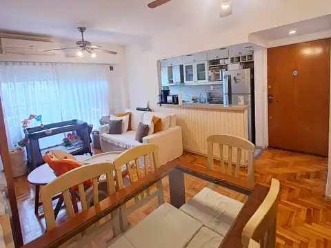 Hermoso depto de 3 amb en Recoleta. Muy luminoso con balcón!
