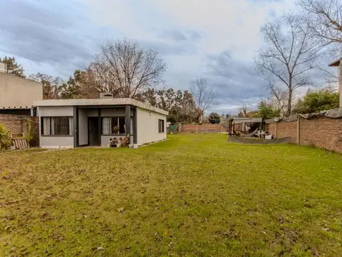 VENTA casa 3 ambientes con Piscina en TORTUGUITAS