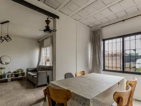 Casa en Venta en Malvinas Argentinas, USD 110.000