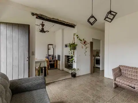 Casa en Venta con 1 cochera