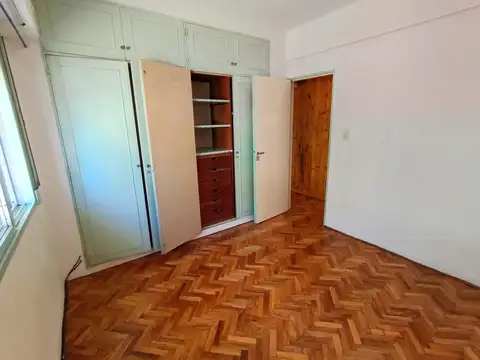 Depto Tipo Casa 2 ambientes con 1 baño