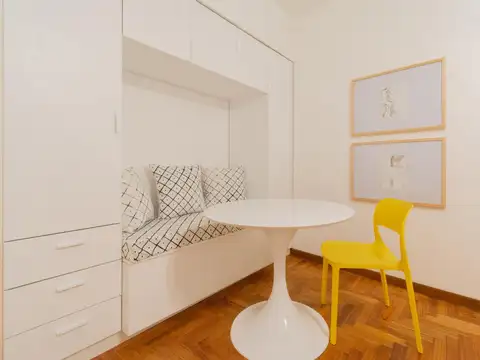 Del Signo 4100, Piso 0