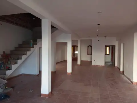 EXCELENTE OPORTUNDAD COMERCIAL EN SANTA MARIA CATAMARCA