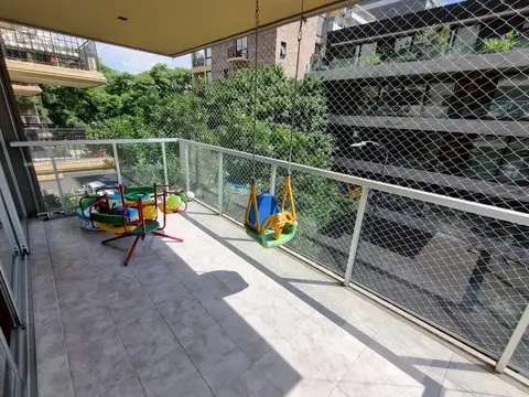 Venta 4 ambientes en Belgrano con dependencia y 2 cocheras.