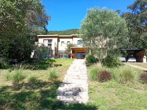 Hermosa Casa 3 Dorm Suit/pileta/gge/esc/jard Valle