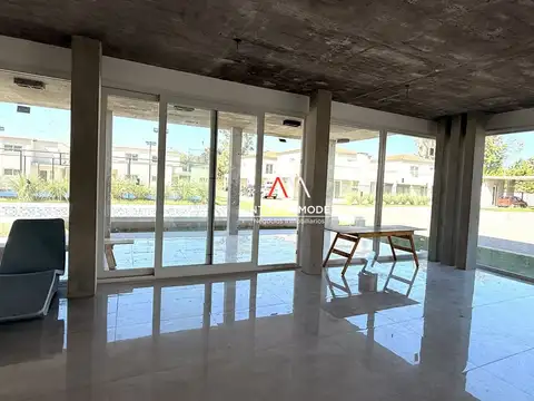 CASA TIPO DUPLEX A ESTRENAR EN CHIC VILLAGE - PILAR