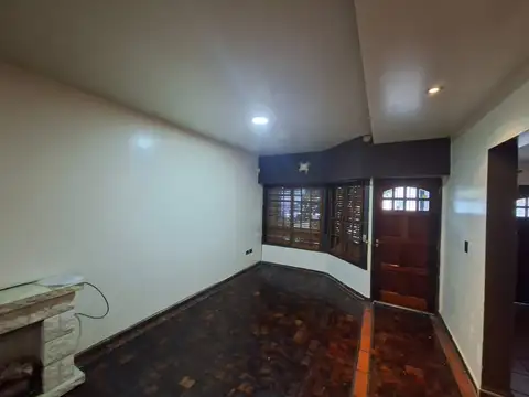 Casa en Alquiler de 3 dormitorios