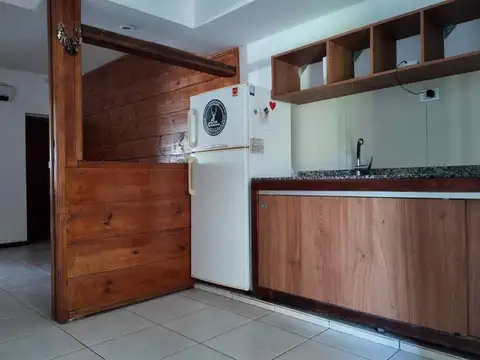 SE VENDE CASA 3 DORMITORIOS LOTE 900M2 (ARBILLA 2)