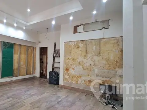 Local en Alquiler en Once, $ 4.000.000
