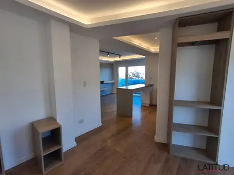 Departamento en Alquiler con 1 cochera