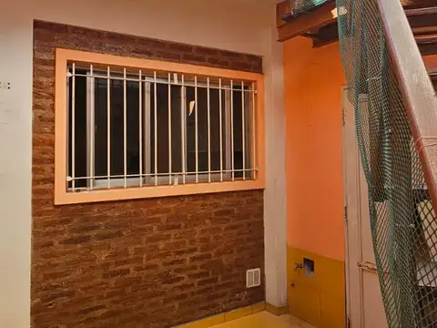 Casita,  PH 3 amb.en Liniers