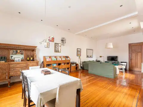 Depto Tipo Casa en Venta 51 años