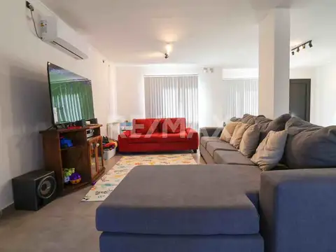 Depto Tipo Casa en Venta en Neuquen, USD 180.000