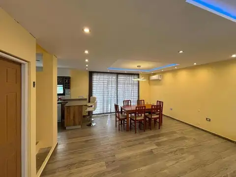 Casa 4 ambientes con 3 baños