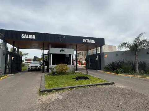 VENTA CASA A ESTRENAR B° FEDERICO I