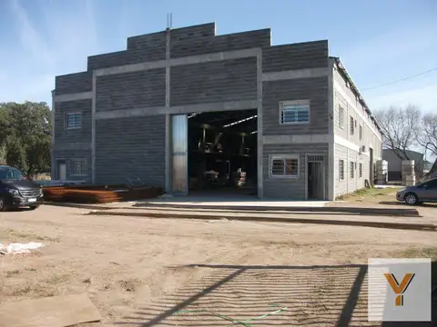 Terreno venta - galpón - casa 2 dormitaros 1 baño - 4326mts2 totales - General Madariaga