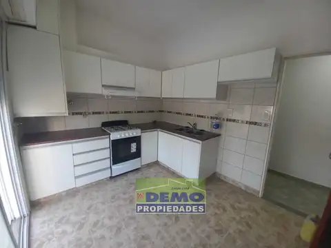 Depto Tipo Casa en Venta de 5 ambientes