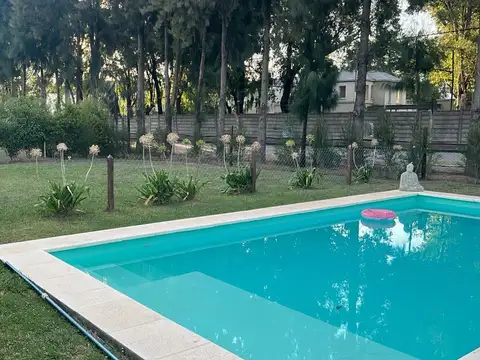 Casa VENTA/ALQUILER Barrio rpivado Santa Juana Canning JARDIN PILETA