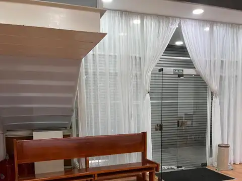 Local doble altura -En ALQUILER- Zona S. Nicolás (Microcentro)