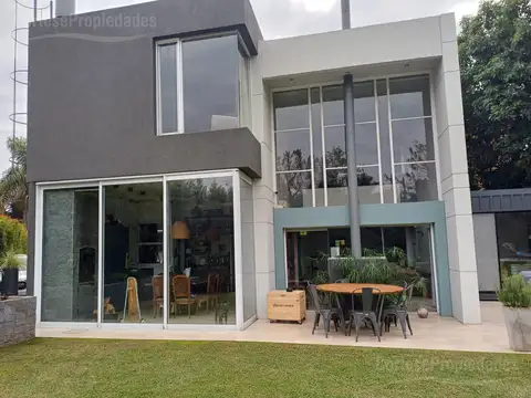 Casa en Venta en Triangulo, USD 399.000