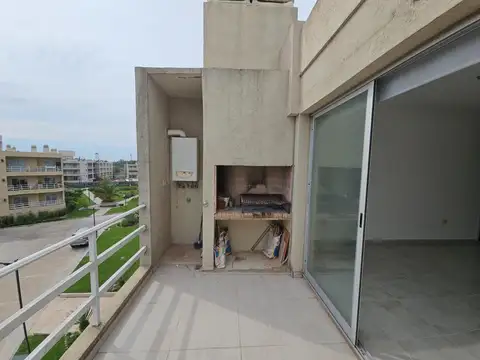 Cotagaita 8500, Piso 2
