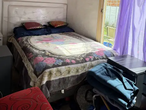 CASA CON LOCAL EN VENTA