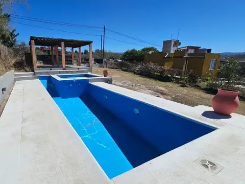 Casa en Venta con 1 cochera