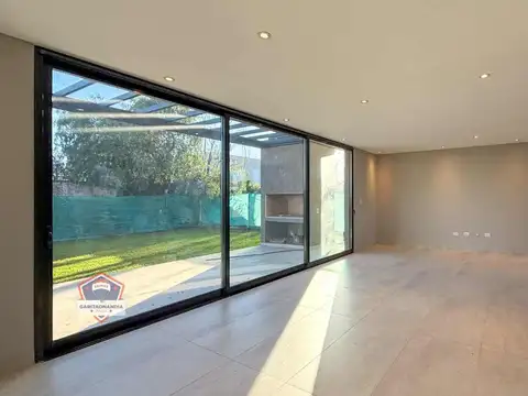 Casa en Venta 1 año