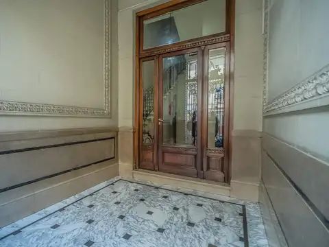 Departamento en Venta de 12 ambientes