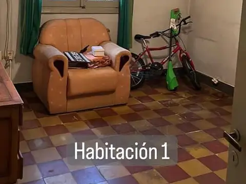 Casa 4 ambientes con 1 baño