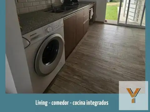 Av. de los Lobos Marinos y Canai-quen