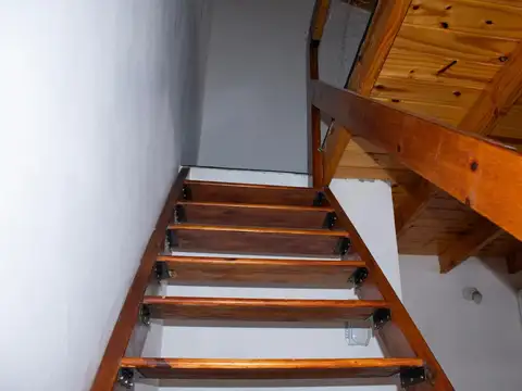 Agustin De La Vega 1900, Piso 2