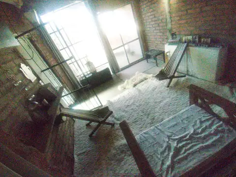 Depto Tipo Casa 3 ambientes con 2 baños