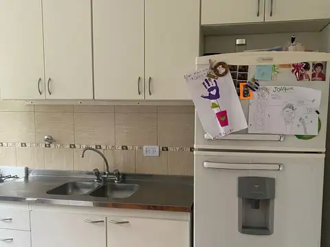 Departamento en Alquiler en Ezpeleta Este, $ 650.000