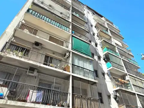 Alquiler Departamento 2 Ambientes con Patio