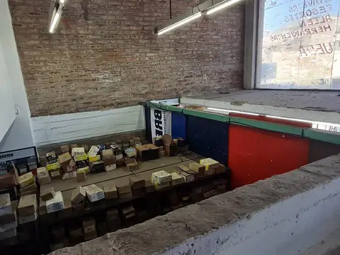 Local en Venta 40 años