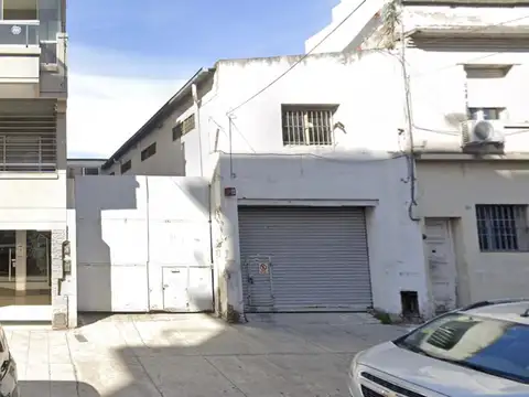 Galpón - Lote de 8,70 x 56 Zonificación USAA 1438m2 vendibles.
